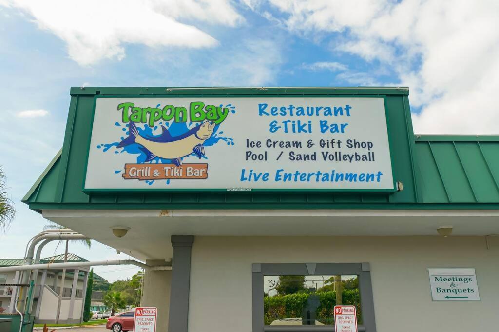 Waterfront, Pool, Tiki Bar & Grill, Gym, Location! Apartment Sarasota Luaran gambar