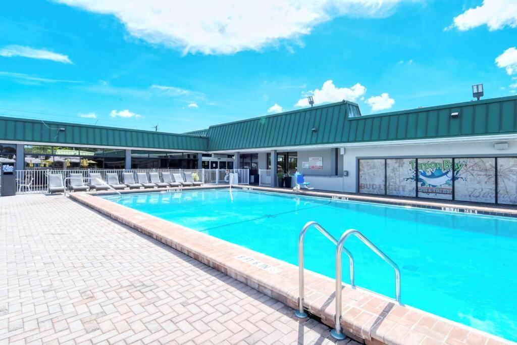 Waterfront, Pool, Tiki Bar & Grill, Gym, Location! Apartment Sarasota Luaran gambar
